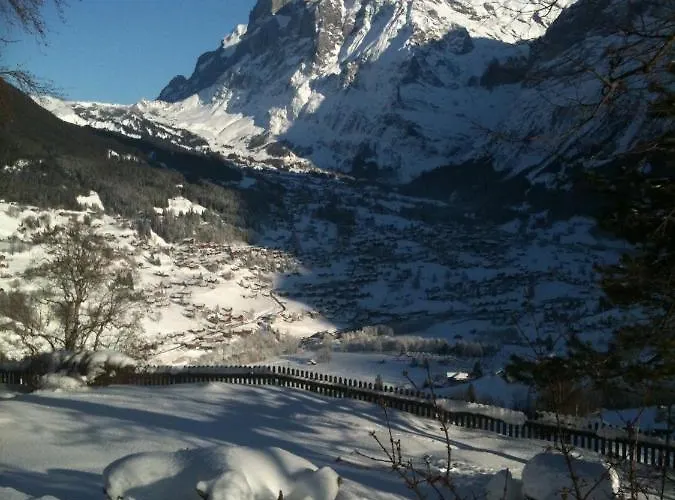 Carve - Eiger, Moench And Jungfrau גרינדלוולד